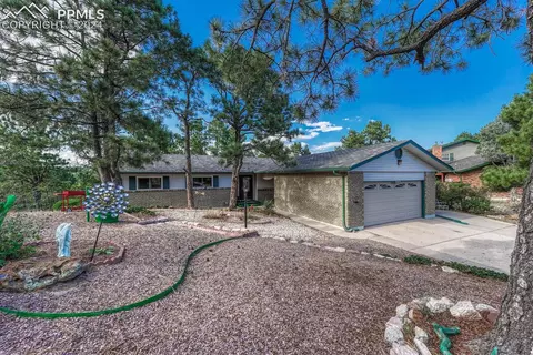 1633 Babcock Ln, Colorado Springs, CO 80915