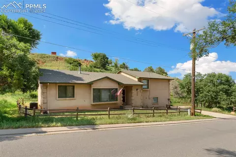 324 Plainview Pl, Manitou Springs, CO 80829