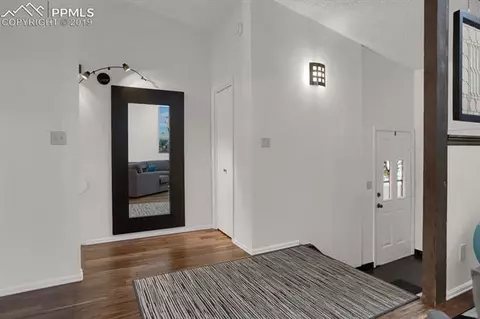 302 Raspberry Ln, Monument, CO 80132 photo 2