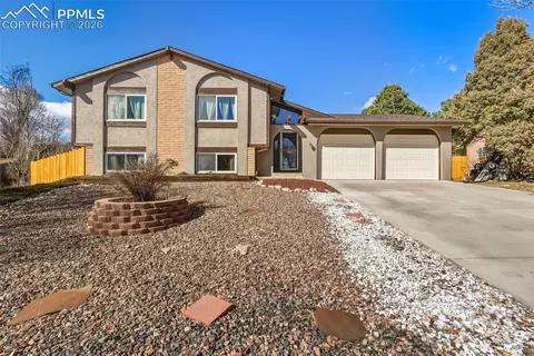 5546 Wilkerson Pass Dr, Colorado Springs, CO 80917