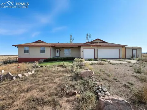 1994 E Akholt Ln, Pueblo, CO 81007