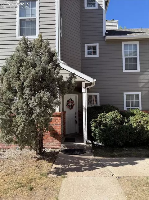 2105 Troy Ct, Colorado Springs, CO 80918