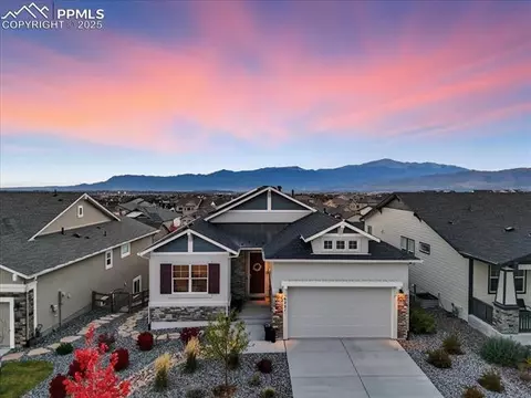 6221 Deco Dr, Colorado Springs, CO 80924
