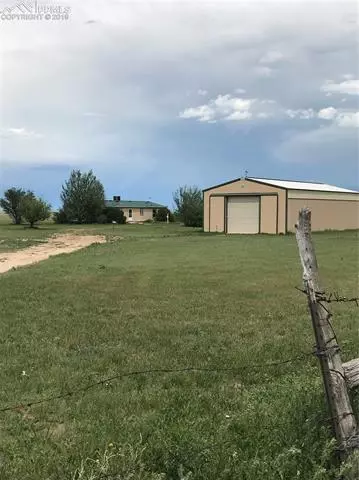 32950 Fossinger Rd, Yoder, CO 80864 photo 2