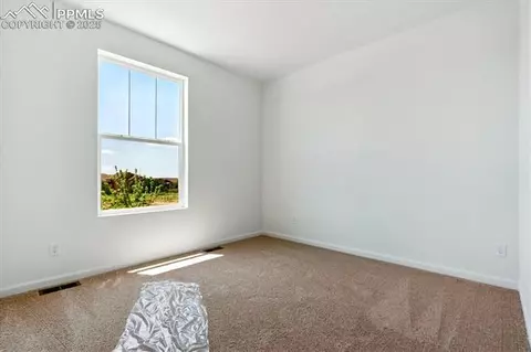 10047 Keynes Dr, Peyton, CO 80831 photo 2