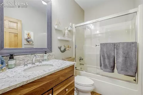 Bath - 18185 Gray Mare Ln, Peyton, CO 80831 photo 1 of 4