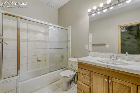 Bath - 18185 Gray Mare Ln, Peyton, CO 80831 photo 4 of 4