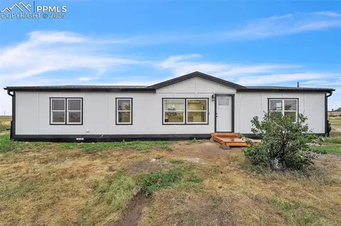 6185 Night Train Ln, Yoder, CO 80864 photo 1