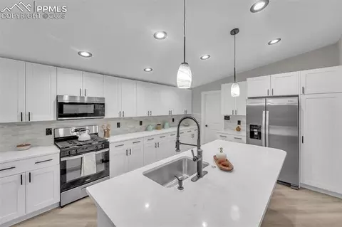 6185 Night Train Ln, Yoder, CO 80864 photo 9
