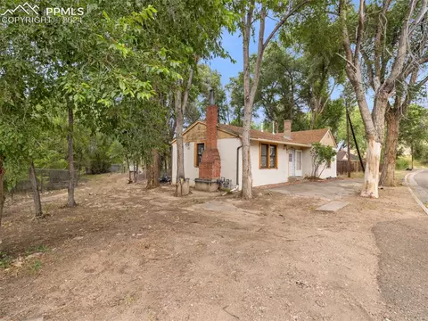 1201 Palo Alto St, Pueblo, CO 81006