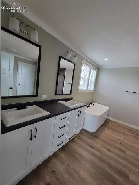 Bath - 9 Cr 2b Na Na, Rush, CO 80833 photo 2 of 4