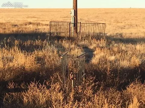 35294 Shear Rd, Yoder, CO 80864 photo 2