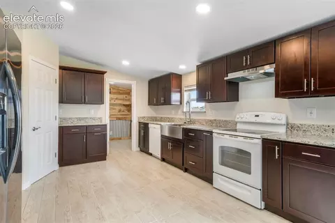 Kitchen - 6345 Southfork Dr, Peyton, CO 80831 photo 2 of 3