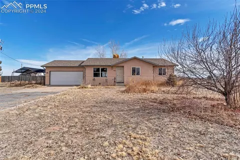 806 N Orchard Dr, Pueblo West, CO 81007