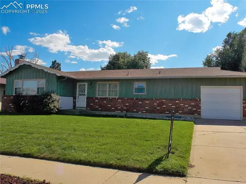 1426 Prado Dr, Fountain, CO 80817