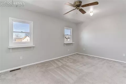 233 E 5th St, Wray, CO 80758 photo 9
