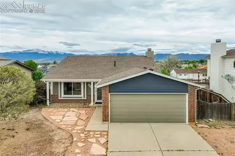 8140 Freemantle Dr, Colorado Springs, CO 80920