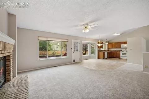 5849 Chokecherry Dr, Colorado Springs, CO 80919