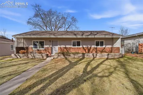 2424 Farragut Ave, Colorado Springs, CO 80907