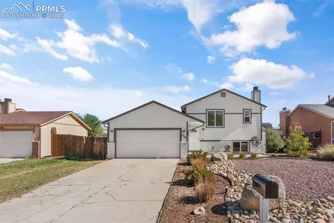 4469 Fenton Rd, Colorado Springs, CO 80916