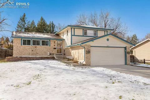 2811 Westwood Blvd, Colorado Springs, CO 80918