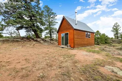 135 Irwin Dr, Florissant, CO 80816