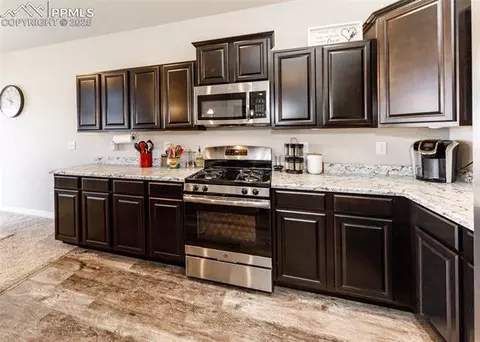 10235 Moorcroft Dr, Peyton, CO 80831 photo 17