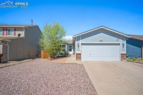1050 Ancestra Dr, Fountain, CO 80817