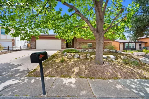 6035 Eagles Nest Ct, Colorado Springs, CO 80918