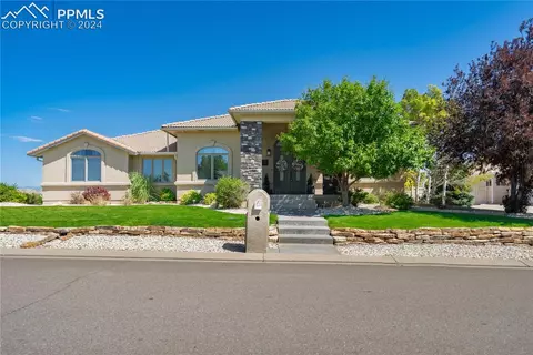 56 Tierra Casa Dr, Pueblo, CO 81005