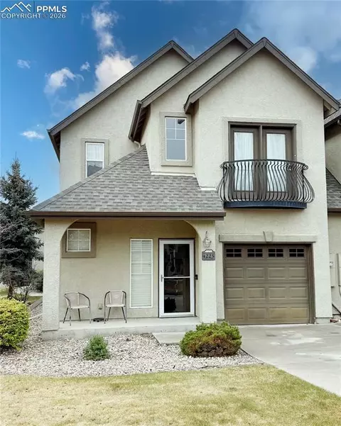 4223 Alder Springs Vw, Colorado Springs, CO 80922