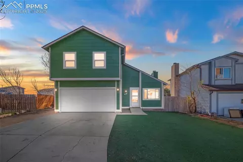 658 Autumn Pl, Fountain, CO 80817