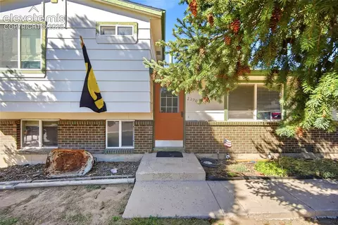 2220 Shawnee Dr, Colorado Springs, CO 80915