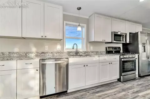 41515 Rapp Rd, Rush, CO 80833 photo 9