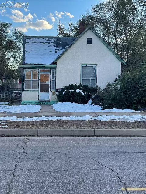 1120 W 13th St, Pueblo, CO 81003