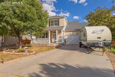 8231 Oakton Ct, Fountain, CO 80817