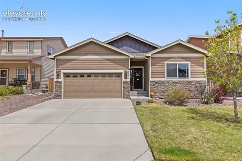 8391 Hardwood Cir, Colorado Springs, CO 80908