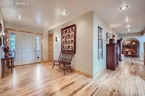 182 Joshua Rd, Divide, CO 80814 photo 2