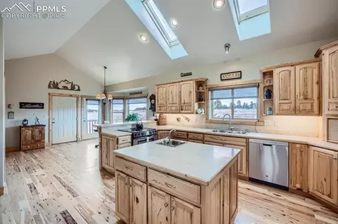 182 Joshua Rd, Divide, CO 80814 photo 8