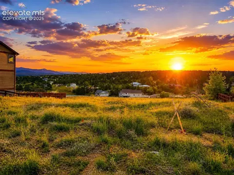 768 Gold Canyon Rd, Monument, CO 80132