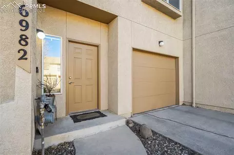6982 Yellowpine Dr, Colorado Springs, CO 80919