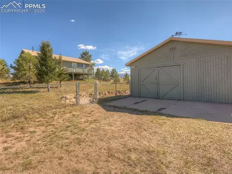 305 E Minstrel Dr, Divide, CO 80814 photo 2