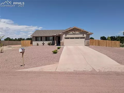 630 S Calaveras Dr, Pueblo, CO 81007