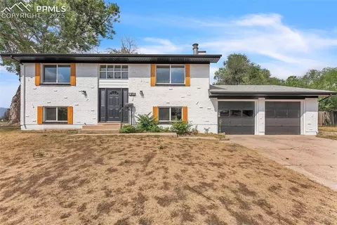 1302 Holmes Dr, Colorado Springs, CO 80909