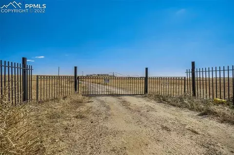 1955 S Calhan Hwy, Yoder, CO 80864 photo 2