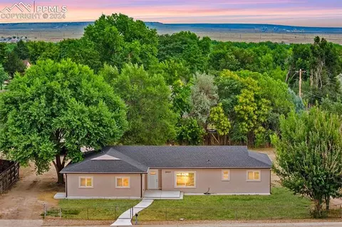 24927 Birdsong Dr, Pueblo, CO 81006