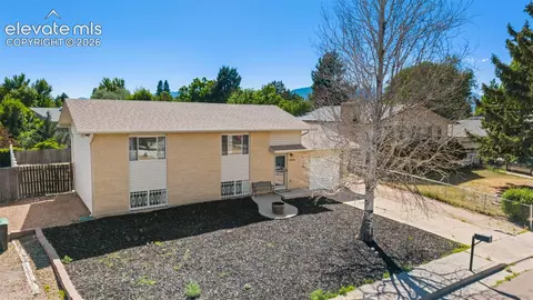 7370 Sugarloaf Ter, Fountain, CO 80817