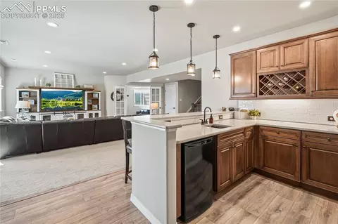 Kitchen - 16231 Thunder Cat Way, Monument, CO 80132 photo 7 of 7