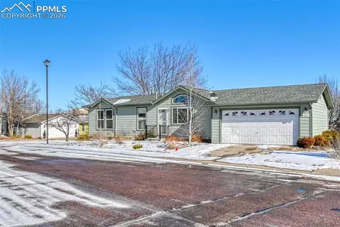 4661 Gray Fox Hts, Colorado Springs, CO 80922