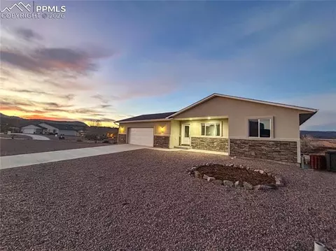 136 High Meadows Dr, Florence, CO 81226 photo 3